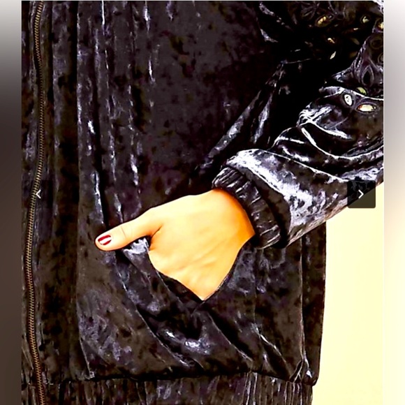 NWT Velvet Bomber Jacket - Picture 7 of 10